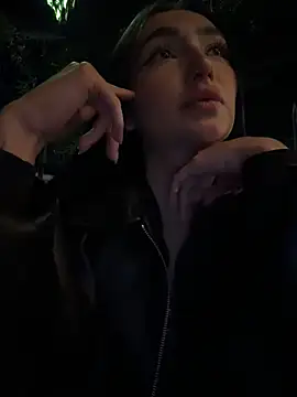 Maddy Jones online show from 07-17-26, 01:56
