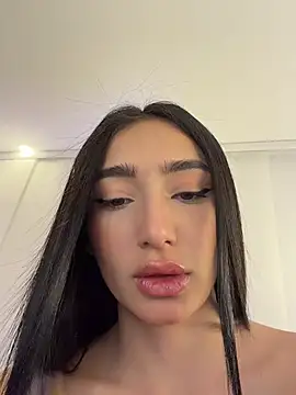 Maddy Jones online show from 07-19-26, 02:59