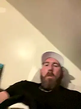 Snapshot of coreyl9718 chatting on 11-15-25, 10:04 coreyl9718 online show from 11-15-25, 10:04