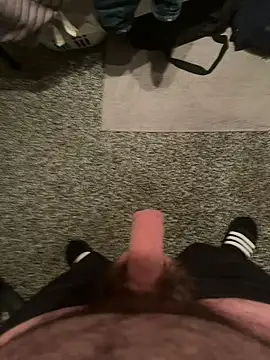 Snapshot of coreyl9718 chatting on 02-04-26, 10:26 coreyl9718 online show from 02-04-26, 10:26