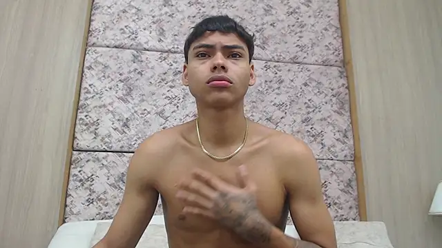 adam piarse01 online show from 02-25-26, 05:17