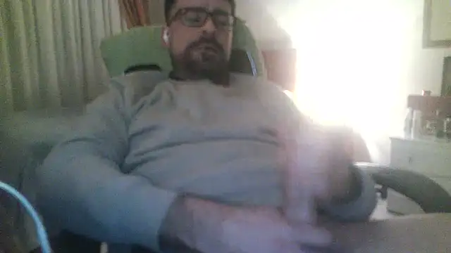 Snapshot of Patrickhound chatting on 01-03-25, 02:54 Patrickhound online show from 01-03-25, 02:54