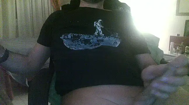 Snapshot of Patrickhound chatting on 01-22-25, 02:15 Patrickhound online show from 01-22-25, 02:15