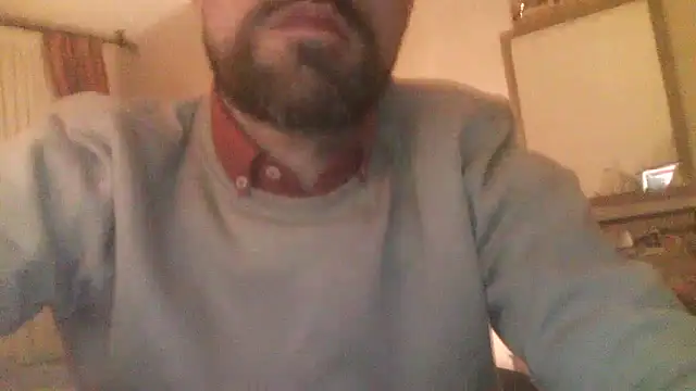 Snapshot of Patrickhound chatting on 01-24-25, 01:45 Patrickhound online show from 01-24-25, 01:45