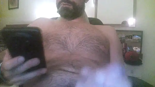 Snapshot of Patrickhound chatting on 02-01-26, 01:26 Patrickhound online show from 02-01-26, 01:26