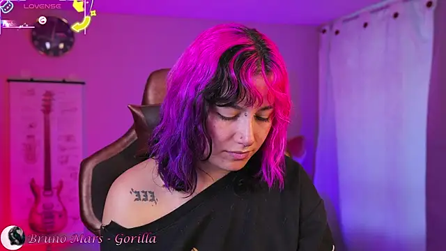  zephyr  online show from 10-25-25, 09:31