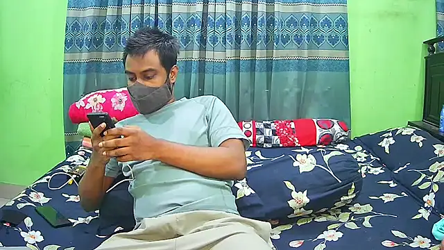 Snapshot of Hot_Nila chatting on 11-27-25, 03:41 Hot Nila online show from 11-27-25, 03:41