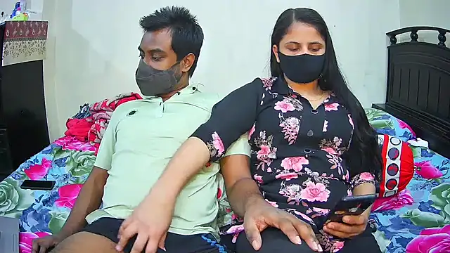 Snapshot of Hot_Nila chatting on 12-02-25, 02:45 Hot Nila online show from 12-02-25, 02:45