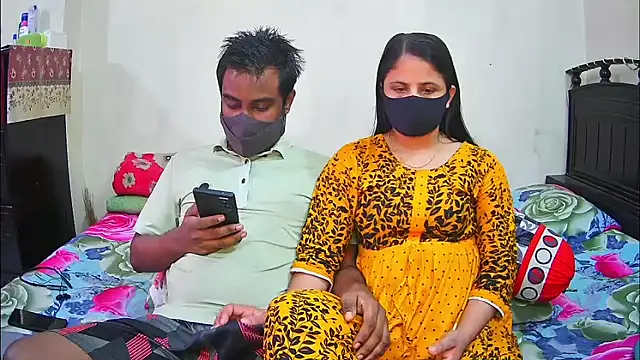 Snapshot of Hot_Nila chatting on 12-14-25, 03:23 Hot Nila online show from 12-14-25, 03:23