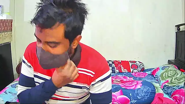 Snapshot of Hot_Nila chatting on 01-08-26, 03:09 Hot Nila online show from 01-08-26, 03:09