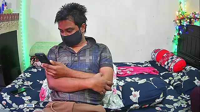 Snapshot of Hot_Nila chatting on 02-07-26, 04:16 Hot Nila online show from 02-07-26, 04:16