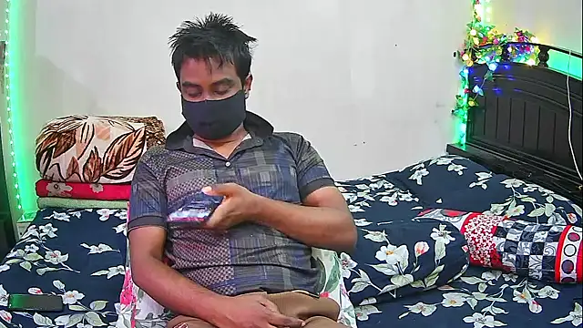 Snapshot of Hot_Nila chatting on 02-11-26, 03:22 Hot Nila online show from 02-11-26, 03:22