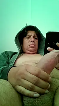 Snapshot of escorpio50jt chatting on 03-09-25, 11:47 escorpio50jt online show from 03-09-25, 11:47