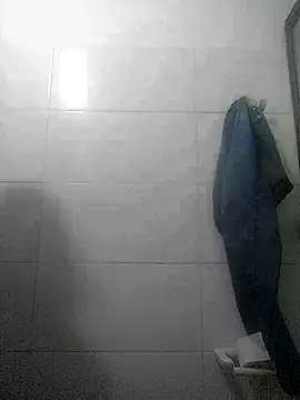 Snapshot of escorpio50jt chatting on 09-20-25, 03:18 escorpio50jt online show from 09-20-25, 03:18