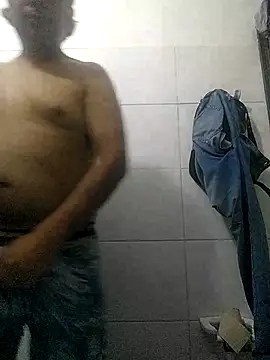 Snapshot of escorpio50jt chatting on 10-10-25, 11:48 escorpio50jt online show from 10-10-25, 11:48