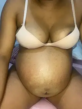 Snapshot of Mariaapimentinha chatting on 12-19-25, 01:23 Mariaapimentinha online show from 12-19-25, 01:23