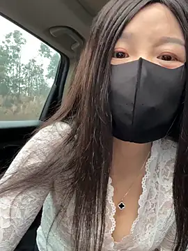 Snapshot of SSSniang- chatting on 01-06-26, 01:09 SSSniang- online show from 01-06-26, 01:09