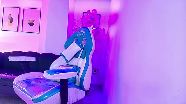 Arianna sweeet online show from 04-26-26, 03:59