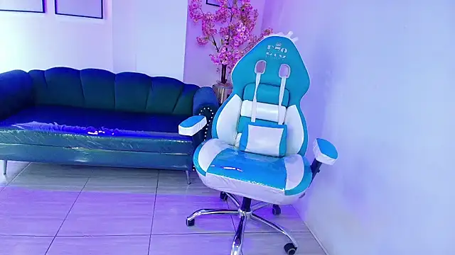 Arianna sweeet online show from 04-30-26, 03:35