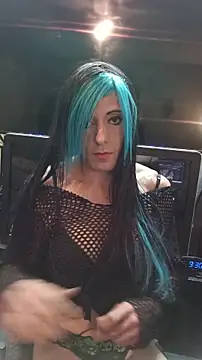 Snapshot of Rebeckalove chatting on 10-25-25, 02:30 Rebeckalove online show from 10-25-25, 02:30