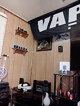 Snapshot of Rebeckalove chatting on 03-13-26, 12:23 Rebeckalove online show from 03-13-26, 12:23