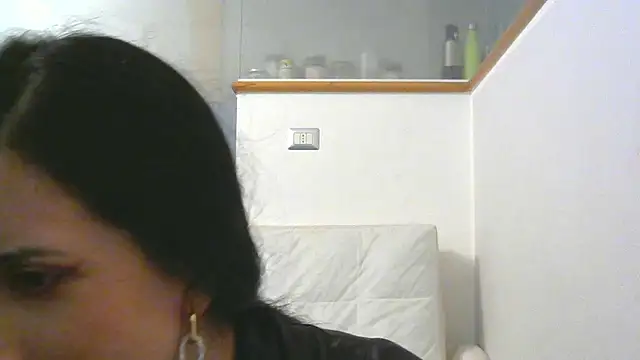 Snapshot of amabel_zambrano chatting on 01-27-25, 08:40 amabel zambrano online show from 01-27-25, 08:40