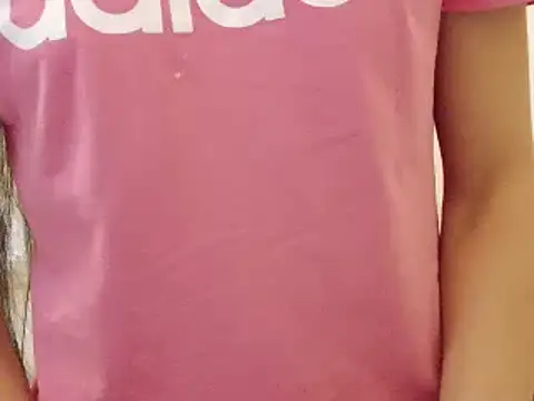 Snapshot of amabel_zambrano chatting on 03-21-25, 08:39 amabel zambrano online show from 03-21-25, 08:39