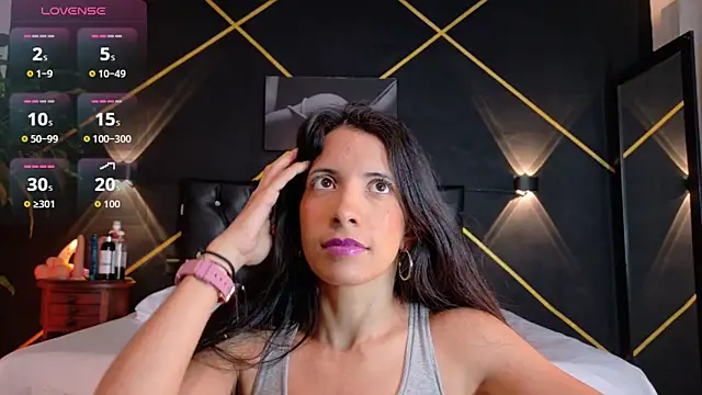 Snapshot of amabel_zambrano chatting on 11-13-25, 12:15 amabel zambrano online show from 11-13-25, 12:15