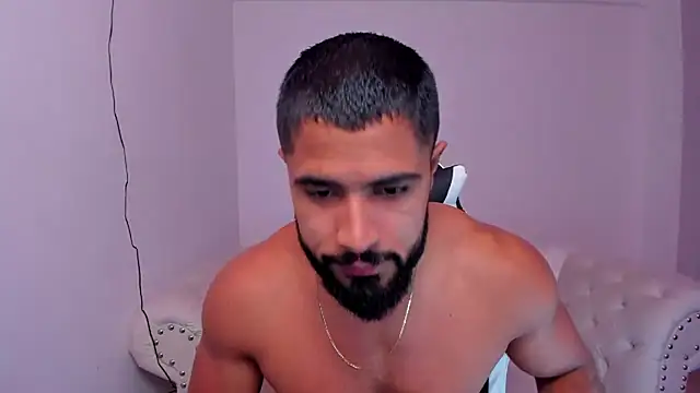 Santiago huntt online show from 02-17-25, 12:27