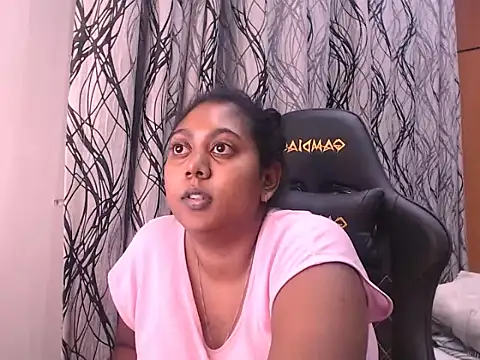 Snapshot of Indian_Ruby99 chatting on 02-06-25, 08:34 Indian Ruby99 online show from 02-06-25, 08:34