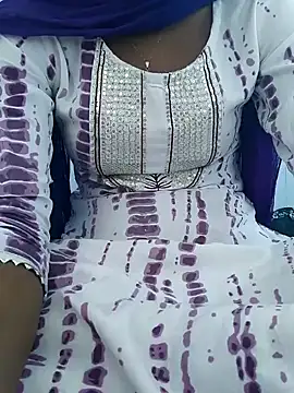 Barbie 183 online show from 02-26-25, 05:20