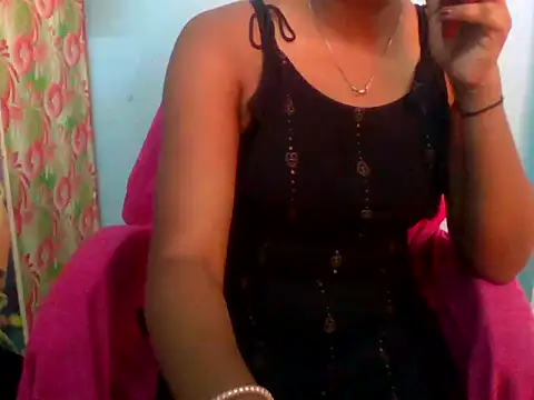 Snapshot of Barbie_183 chatting on 06-23-26, 05:38 Barbie 183 online show from 06-23-26, 05:38