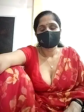 Snapshot of priyancyfun chatting on 10-07-25, 05:10 priyancyfun online show from 10-07-25, 05:10