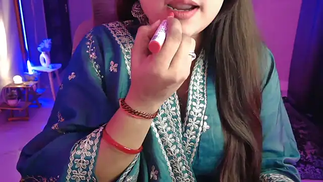 Mitikaa online show from 12-19-25, 02:02