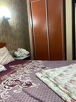 Maya mimi online show from 01-24-25, 03:43