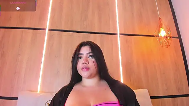 ashlyn parker online show from 12-15-25, 08:46