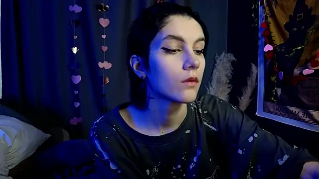 Snapshot of Hyeon_Jin chatting on 02-21-25, 06:51 Hyeon Jin online show from 02-21-25, 06:51