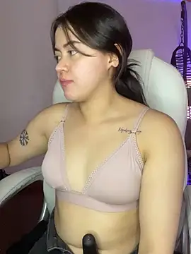 Camila pinkk online show from 07-08-26, 02:43