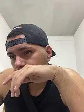 Snapshot of EnriquevillaF chatting on 01-16-25, 08:57 EnriquevillaF online show from 01-16-25, 08:57