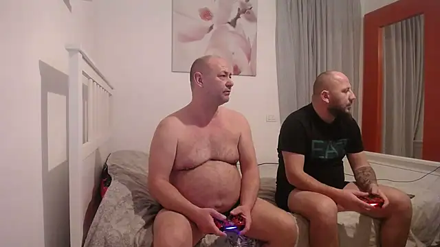 adryanyou46 online show from 02-09-25, 08:24