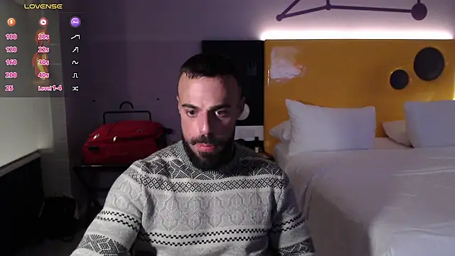 Snapshot of todddantes25 chatting on 02-22-25, 03:34 todddantes25 online show from 02-22-25, 03:34