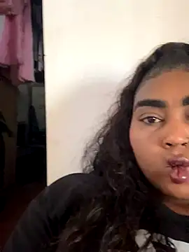 Aliana Ross online show from 09-15-25, 02:50