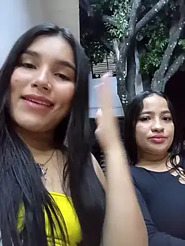 Snapshot of the_queen_of_street chatting on 01-26-25, 02:03 the queen of street online show from 01-26-25, 02:03