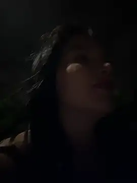 Snapshot of the_queen_of_street chatting on 02-10-26, 02:04 the queen of street online show from 02-10-26, 02:04