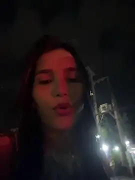 Snapshot of the_queen_of_street chatting on 03-04-26, 02:39 the queen of street online show from 03-04-26, 02:39