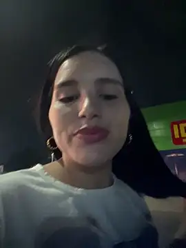 Snapshot of the_queen_of_street chatting on 03-05-26, 02:51 the queen of street online show from 03-05-26, 02:51