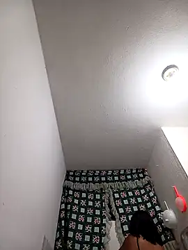 Adrianisx online show from 01-29-25, 04:58