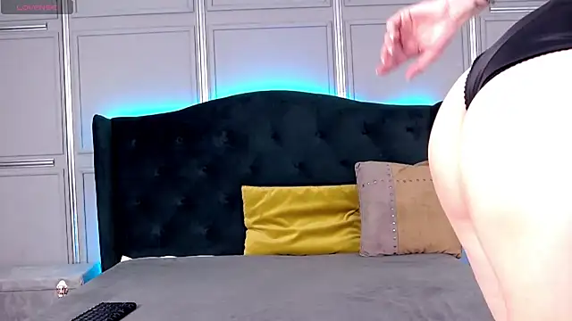 AshlineKatte online show from 03-11-25, 06:19