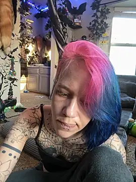 Snapshot of trashbrat chatting on 03-14-26, 11:54 trashbrat online show from 03-14-26, 11:54