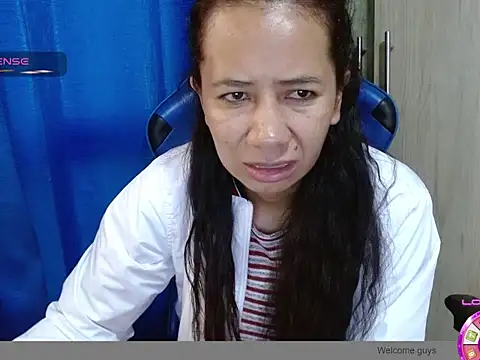 Danielagomez33 online show from 03-18-26, 12:52